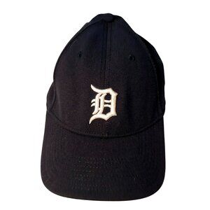 New Era Detroit Tigers 39Thirty Stretch Fit Cap Size M/L Black Outdoor Classic